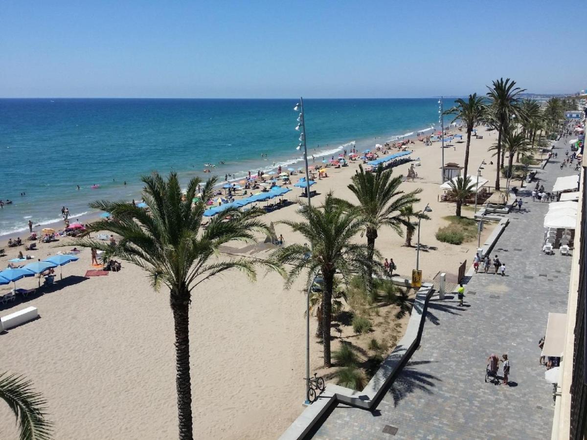 Suitur Apartamento Frente A La Playa De Calafell Apartment ภายนอก รูปภาพ